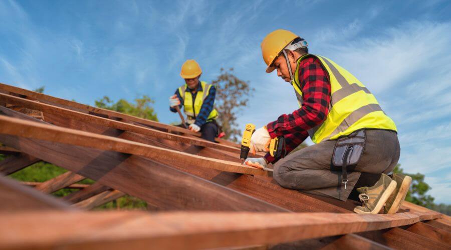 Professional Flat Roofing Installation services in Overland Park, KS